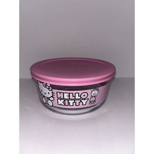 Pyrex PINK Hello Kitty Storage Bowl With Lid NEW